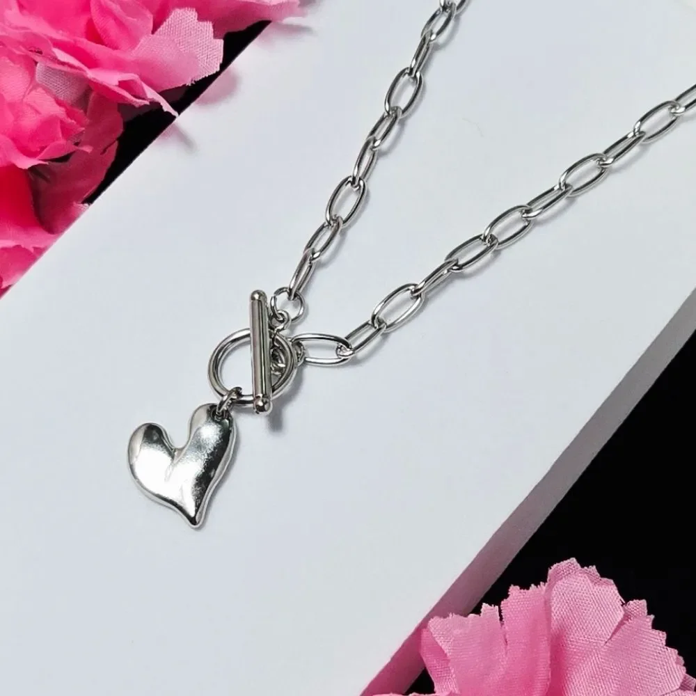 Stainless Steel Heart Choker Necklace – Hammered Love Pendant Paperclip Chain